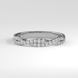 Twisted pavé diamond band with round stones in an entwined split design